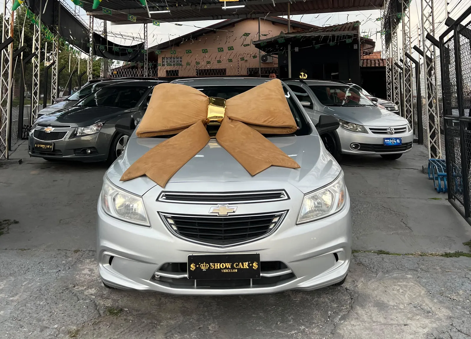 Chevrolet Onix LT 1.0 MT 2016, foto 4 de 9